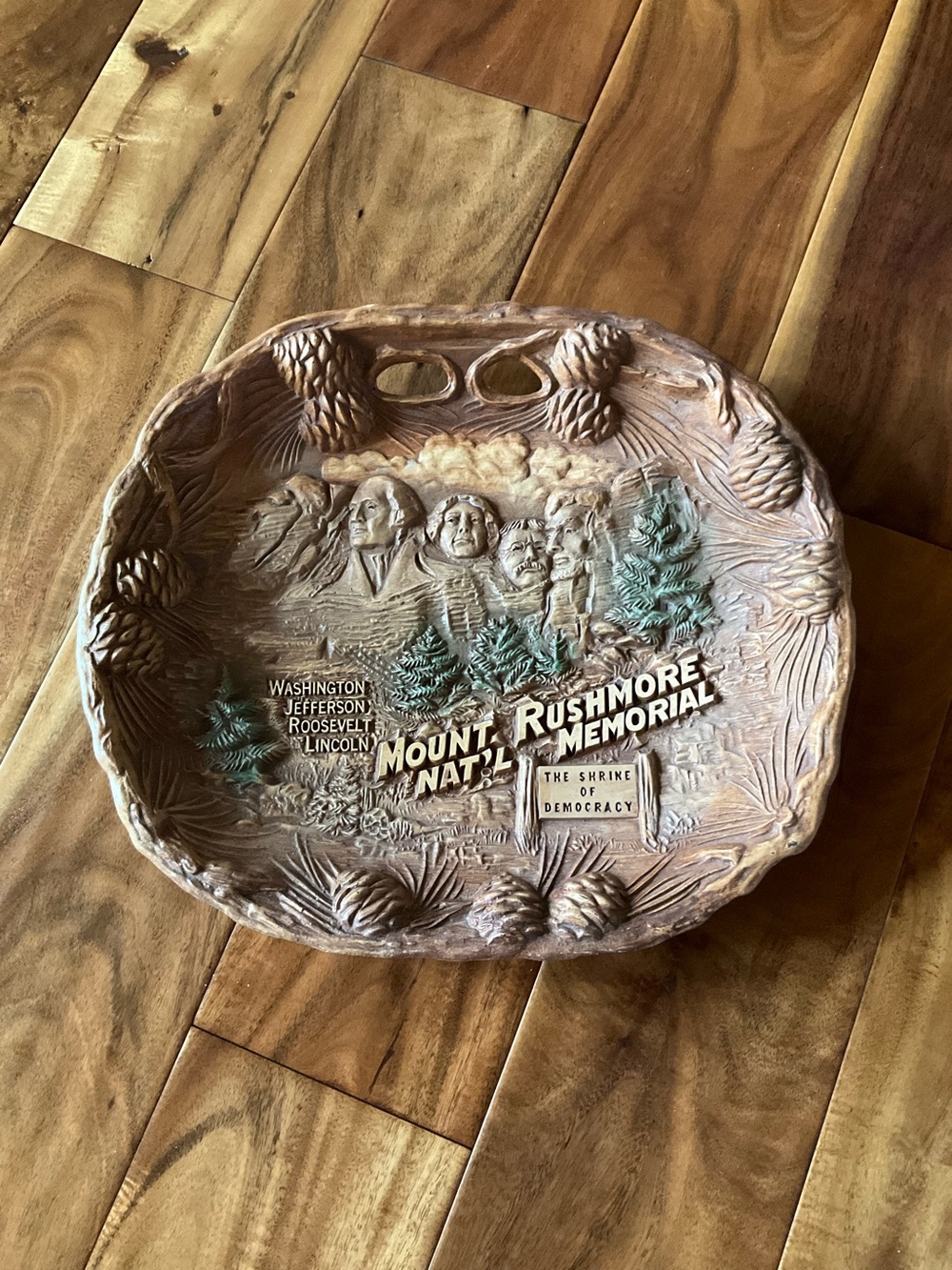 Vintage Mount Rushmore National Monument Souvenir Plate Plaque